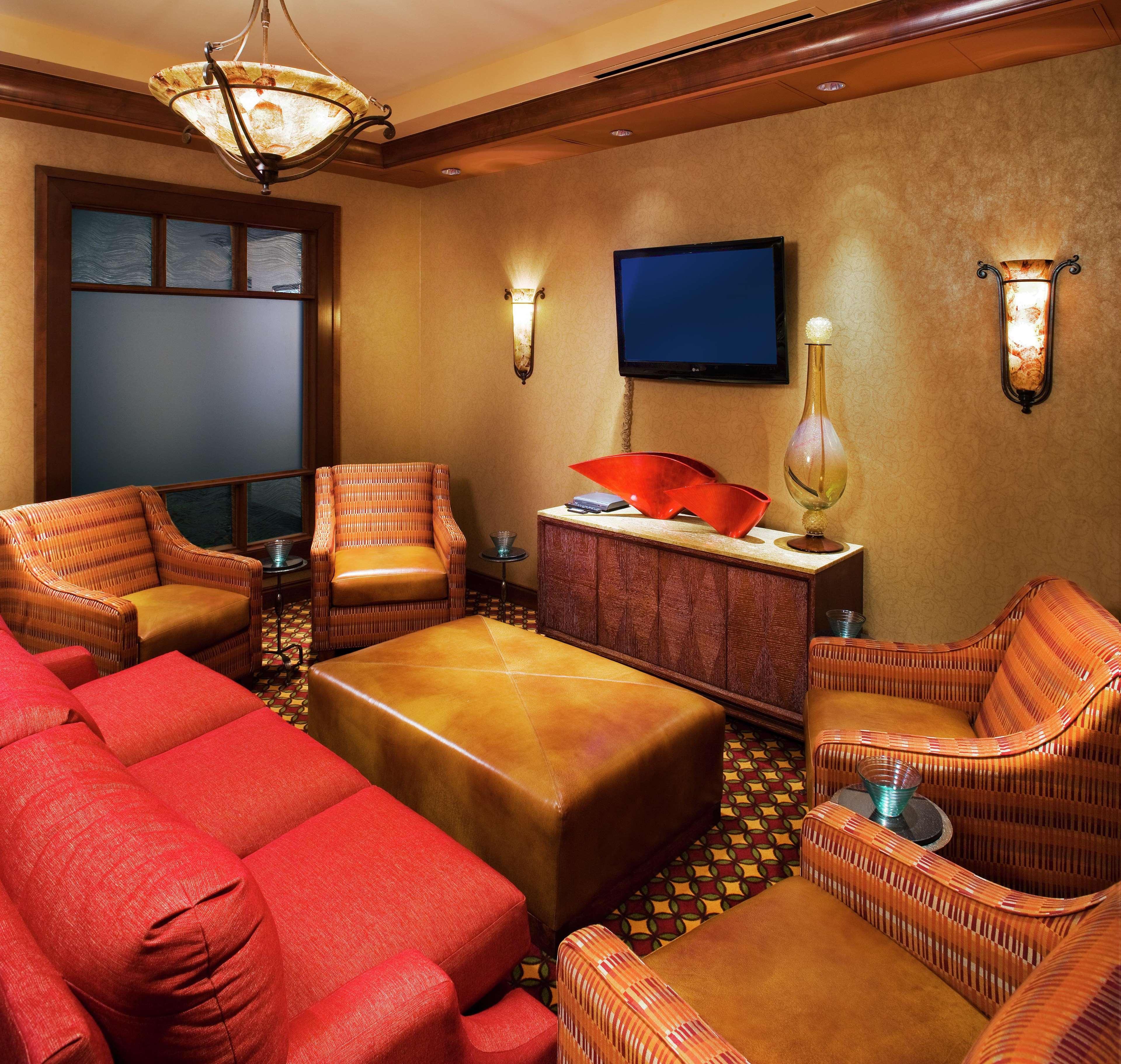 Embassy Suites By Hilton Norman Hotel & Conference Center Ngoại thất bức ảnh