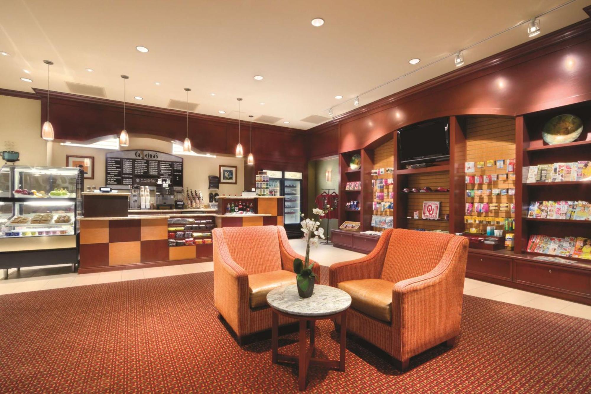 Embassy Suites By Hilton Norman Hotel & Conference Center Ngoại thất bức ảnh